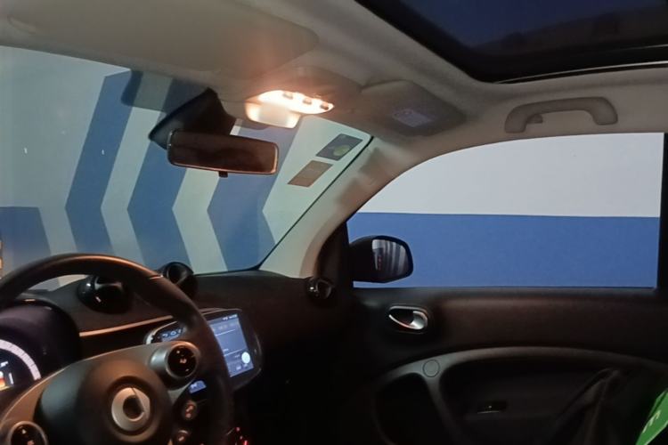 Used smart fortwo 2018 1.0L 52kW Hardtop Passion Edition China V Standard Headliner