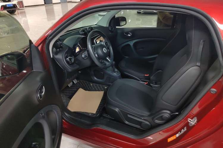 Used smart fortwo 2018 1.0L 52 kW 20th Anniversary Special Edition China V Interior 1