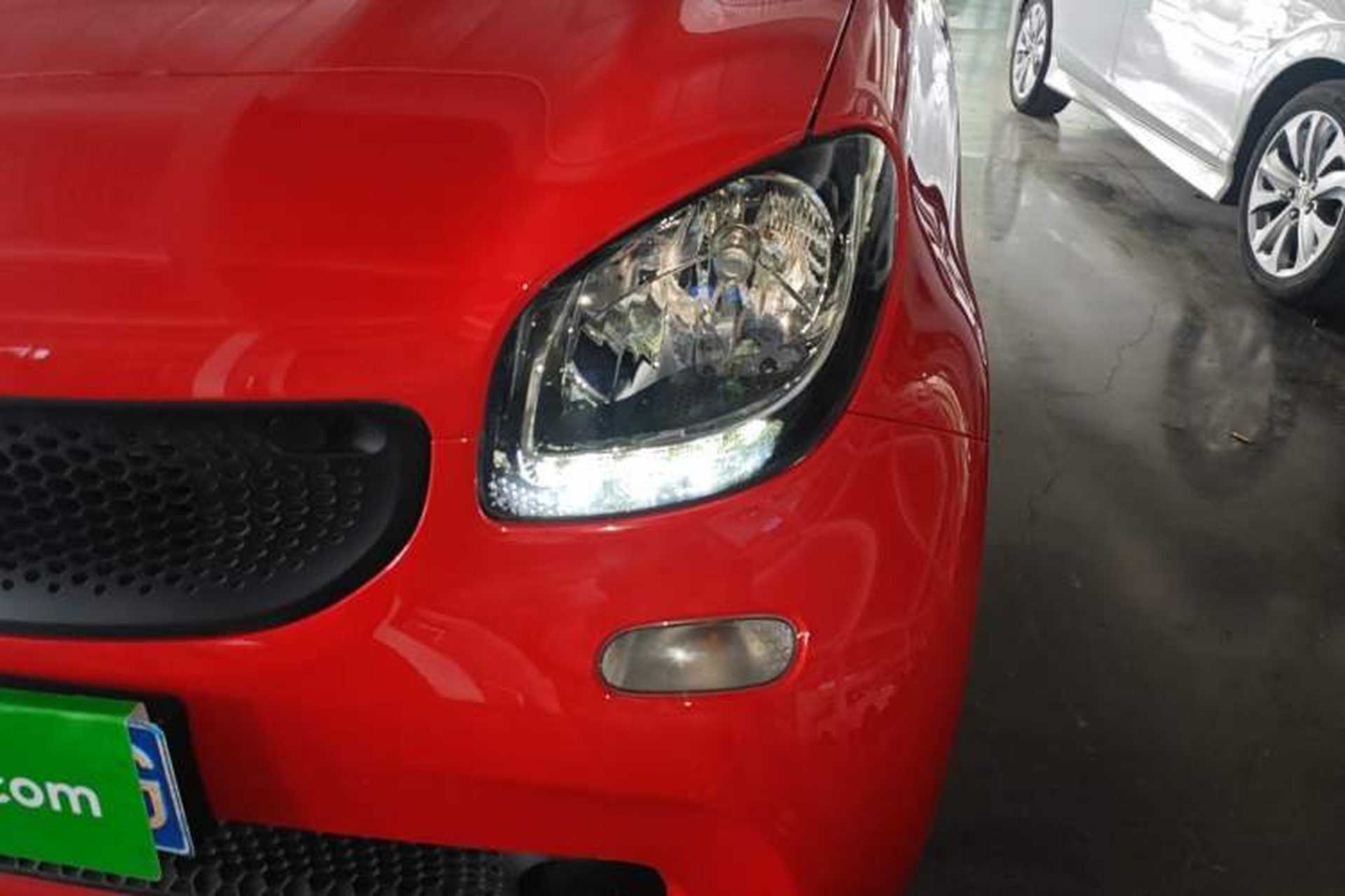 Used smart fortwo 2018 1.0L 52kW Hardtop Dynamic Version China V Left Front Headlight
