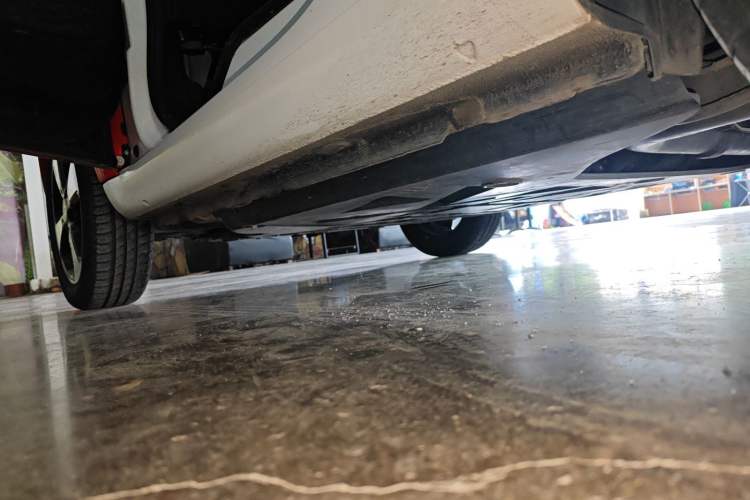 Used smart fortwo 2018 1.0L 52kW Hardtop Dynamic Version China V Left Side Sill