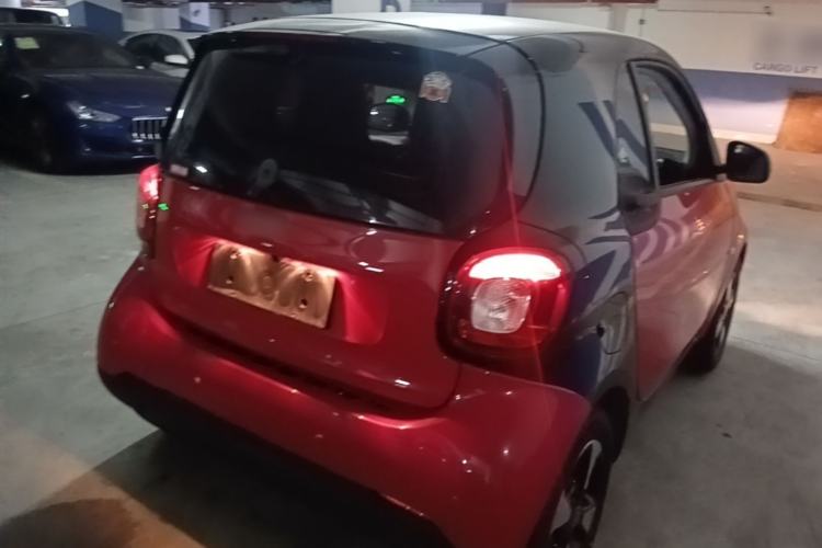 Used smart fortwo 2018 1.0L 52kW Hardtop Passion Edition China V Standard Rear Right 45 Deg