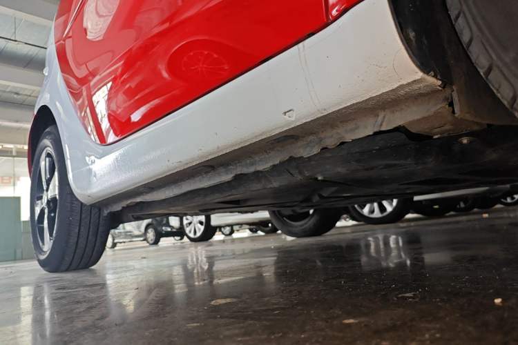 Used smart fortwo 2018 1.0L 52kW Hardtop Dynamic Version China V Right Side Sill