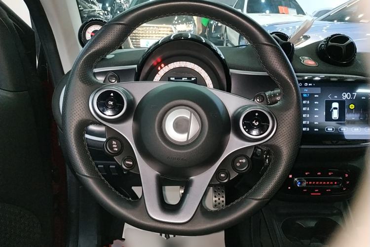 Used smart fortwo 2018 1.0L 52 kW 20th Anniversary Special Edition China V Steering Wheel