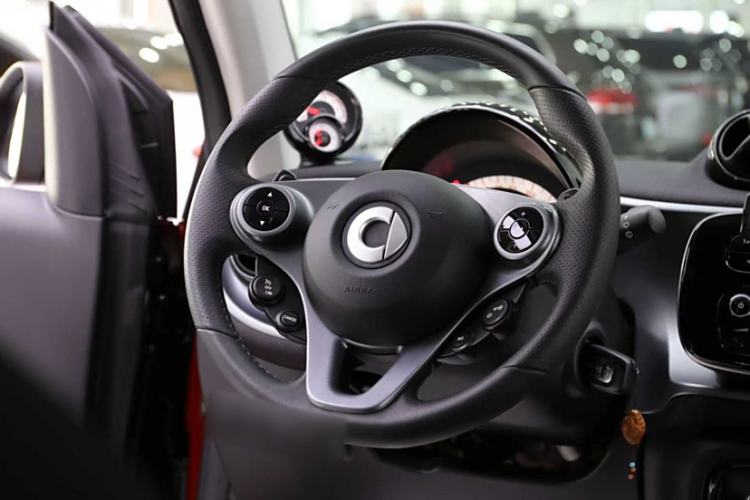 Used smart fortwo 2018 1.0L 52 kW 20th Anniversary Special Edition China V Steering Wheel