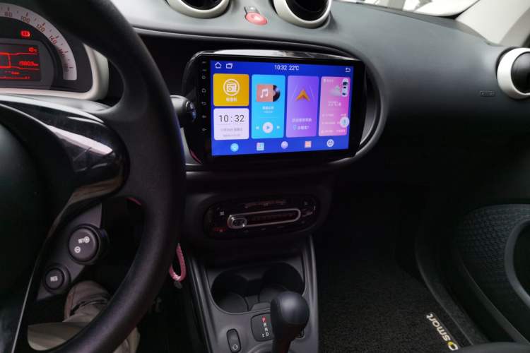 Used smart fortwo 2018 1.0L 52kW Hardtop Dynamic Version China V Audio And AC Panel