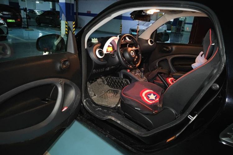 Used smart fortwo 2018 1.0L 52kW Hardtop Dynamic Version China V Driver Seat