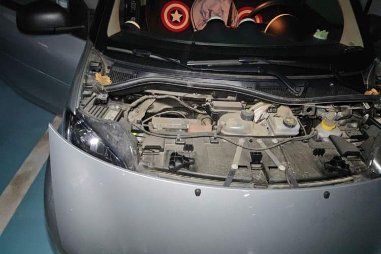 Used smart fortwo 2018 1.0L 52kW Hardtop Dynamic Version China V Engine Bay Right