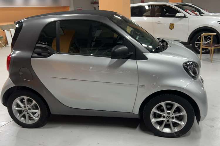 Used smart fortwo 2018 1.0L 52kW Hardtop Dynamic Version China V Exterior 2