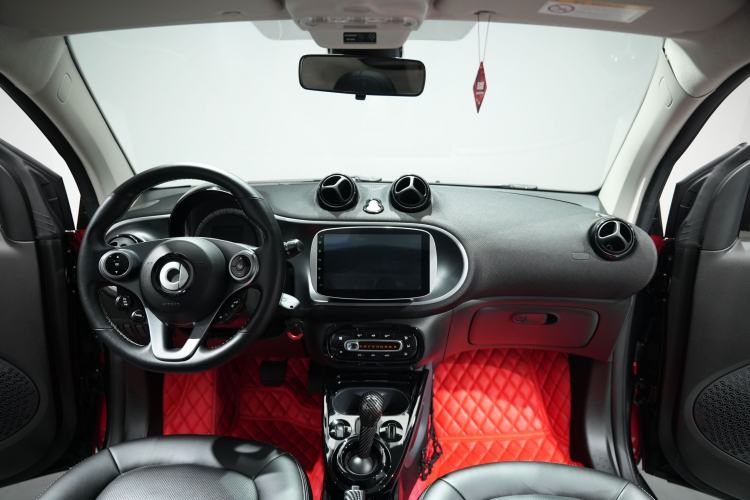 Used smart fortwo 2018 1.0L 52kW Hardtop Passion Edition China V Standard Interior 2