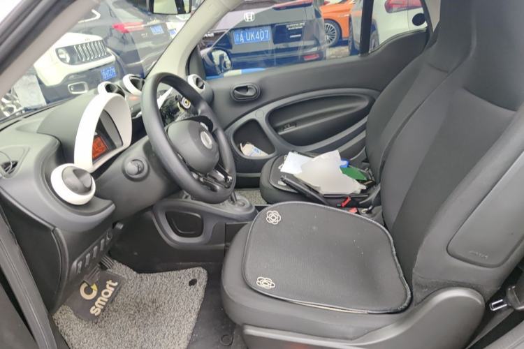Used smart fortwo 2018 1.0L 52kW Hardtop Dynamic Version China V Left Front Seat