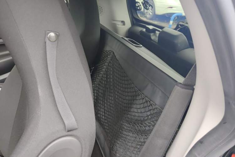 Used smart fortwo 2018 1.0L 52kW Hardtop Dynamic Version China V Left Rear Seat