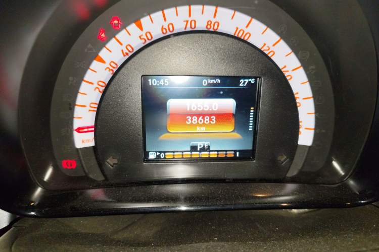 Used smart fortwo 2018 1.0L 52kW Hardtop Passion Edition China V Standard Odometer Close Up