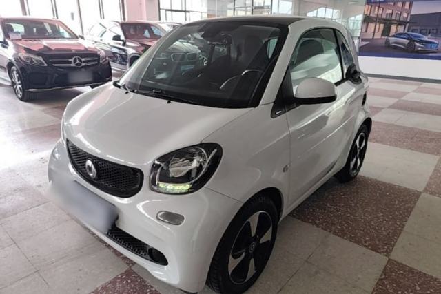 Used smart fortwo 2018 1.0L 52kW Hardtop Passion Edition China V Standard