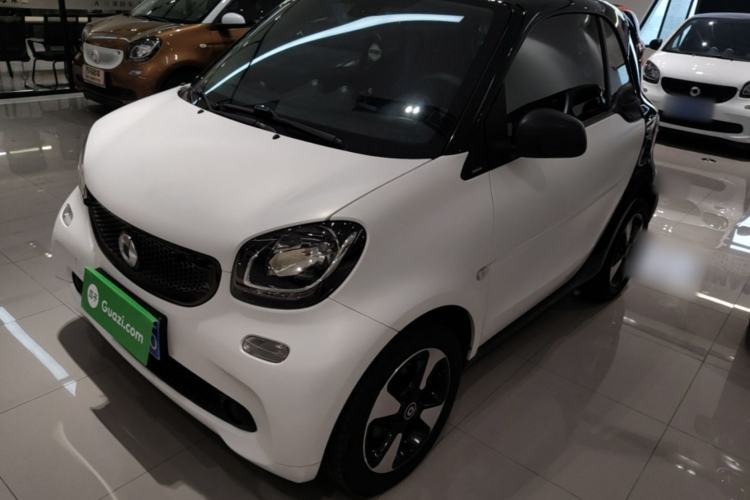 smart fortwo 2018 1.0L 52kW Hardtop Passion Edition China V Standard مستعملة Guazi used car, China used car export, Used car for sale, Used  cars, Cheapest cars for sale