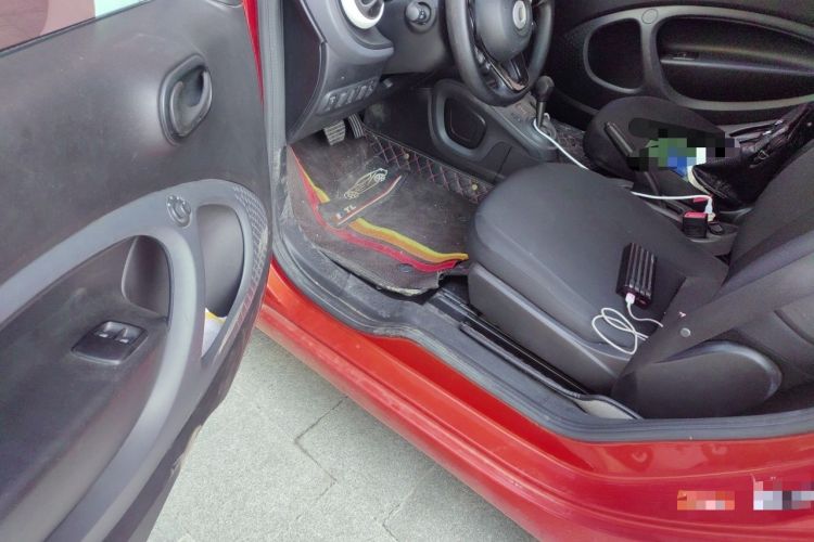Used smart fortwo 2018 1.0L 52kW Hardtop Dynamic Version China V Driver Seat