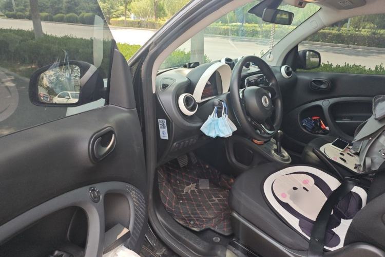 Used smart fortwo 2018 1.0L 52kW Hardtop Dynamic Version China V Driver Seat