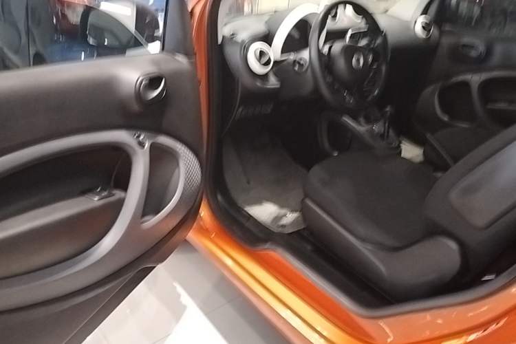 Used smart fortwo 2018 1.0L 52kW Hardtop Dynamic Version China V Driver Seat