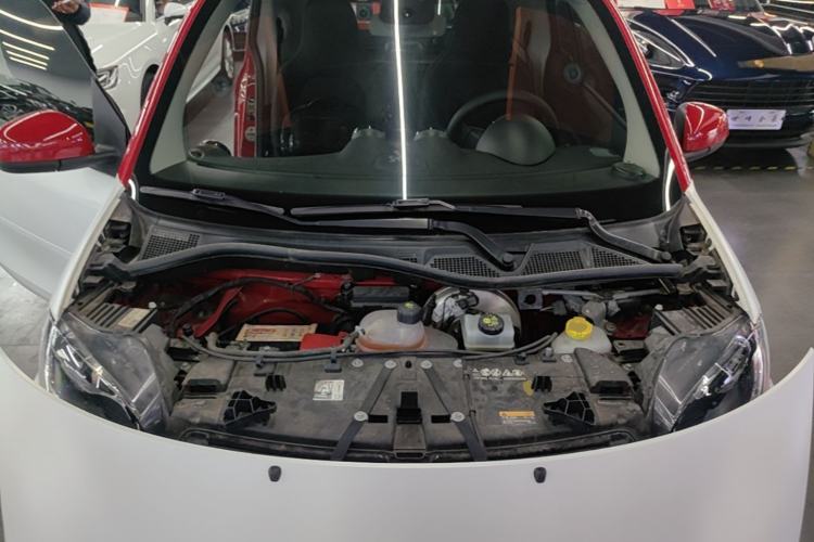 Used smart fortwo 2018 1.0L 52kW Hardtop Passion Edition China V Standard Engine Bay