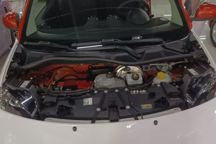 Used smart fortwo 2018 1.0L 52kW Hardtop Passion Edition China V Standard Engine Bay