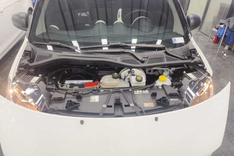 Used smart fortwo 2018 1.0L 52kW Hardtop Dynamic Version China V Engine Bay