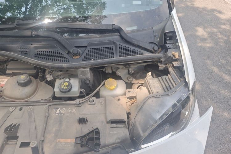 Used smart fortwo 2018 1.0L 52kW Hardtop Dynamic Version China V Engine Bay Left