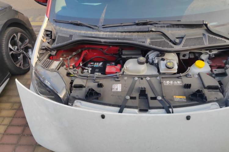 Used smart fortwo 2018 1.0L 52kW Hardtop Passion Edition China V Standard Engine Bay Right