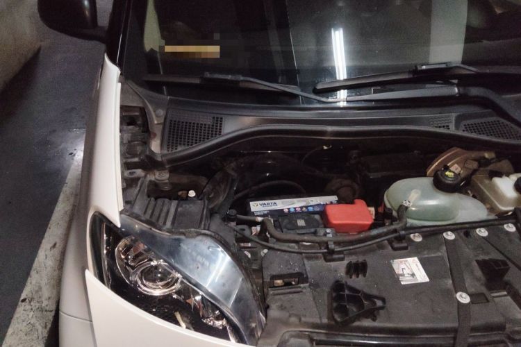Used smart fortwo 2018 1.0L 52kW Hardtop Passion Edition China V Standard Engine Bay Right