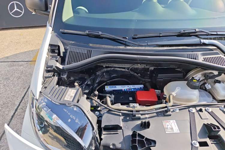 Used smart fortwo 2018 1.0L 52kW Hardtop Dynamic Version China V Engine Bay Right