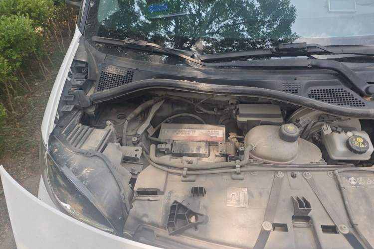 Used smart fortwo 2018 1.0L 52kW Hardtop Dynamic Version China V Engine Bay Right