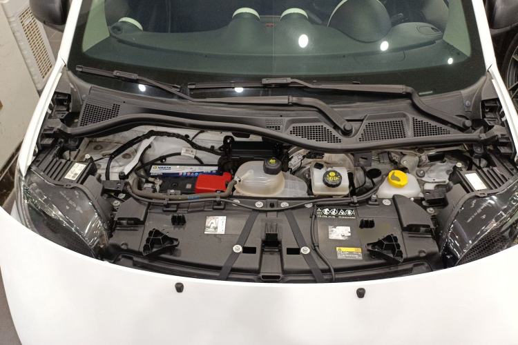 Used smart fortwo 2018 1.0L 52kW Hardtop Dynamic Version China V Engine Bay
