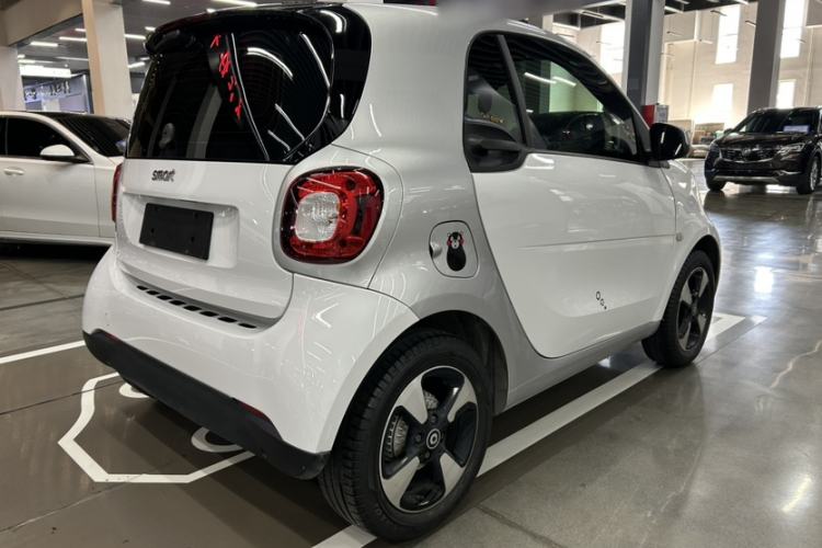 Used smart fortwo 2018 1.0L 52kW Hardtop Passion Edition China V Standard Exterior 2
