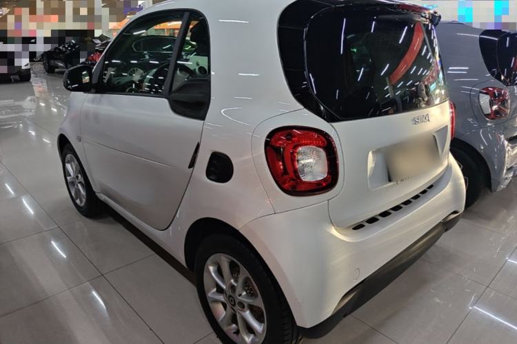 Used smart fortwo 2018 1.0L 52kW Hardtop Dynamic Version China V Exterior 2
