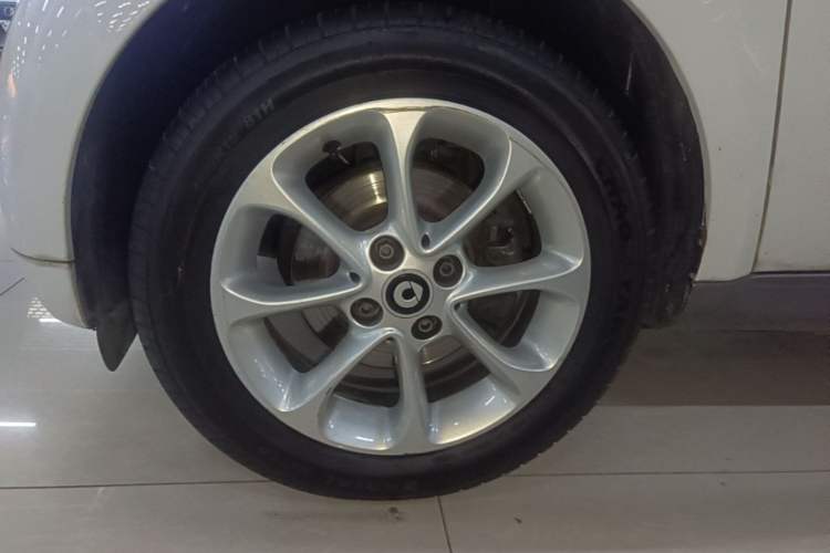 Used smart fortwo 2018 1.0L 52kW Hardtop Dynamic Version China V Exterior 4