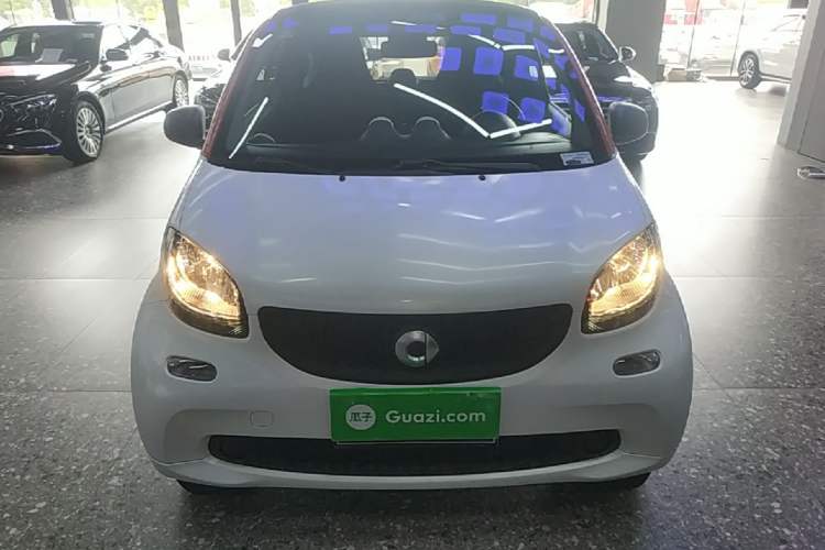 Used smart fortwo 2018 1.0L 52kW Hardtop Dynamic Version China V Front