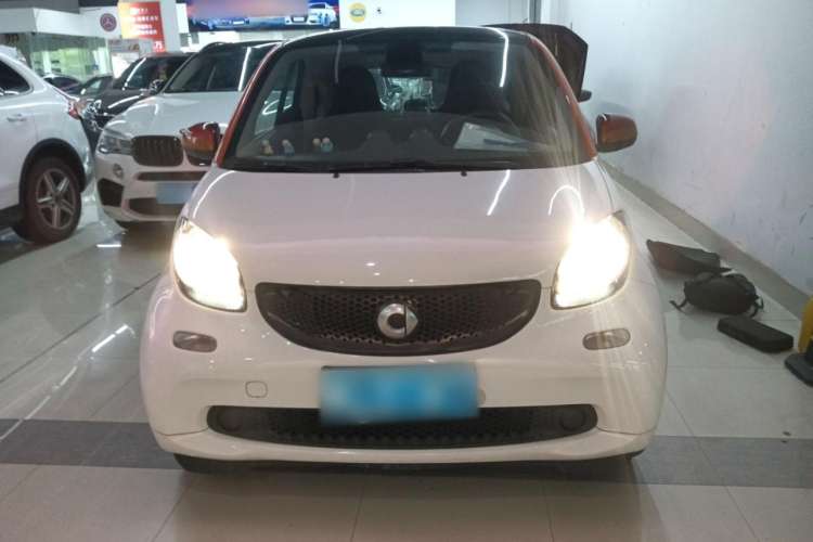 Used smart fortwo 2018 1.0L 52kW Hardtop Passion Edition China V Standard Front