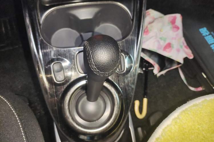 Used smart fortwo 2018 1.0L 52kW Hardtop Passion Edition China V Standard Gear Lever