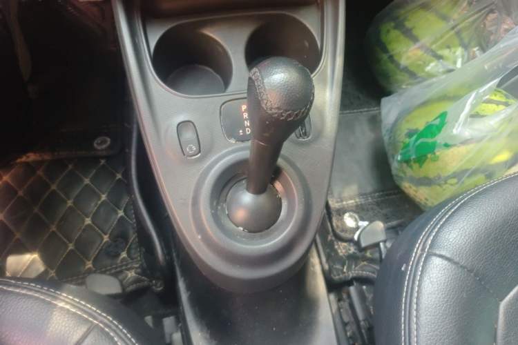 Used smart fortwo 2018 1.0L 52kW Hardtop Passion Edition China V Standard Gear Lever
