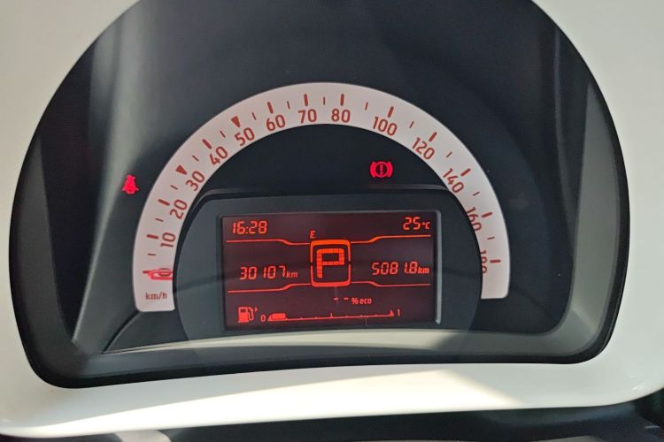 Used smart fortwo 2018 1.0L 52kW Hardtop Dynamic Version China V Instrument Cluster