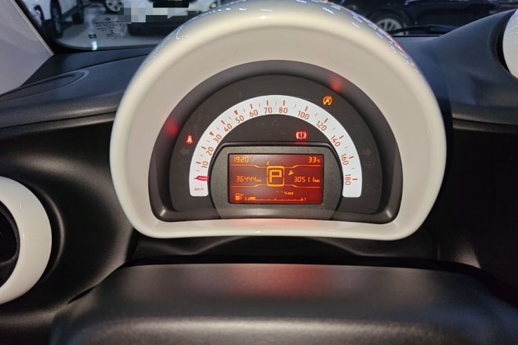 Used smart fortwo 2018 1.0L 52kW Hardtop Dynamic Version China V Instrument Cluster