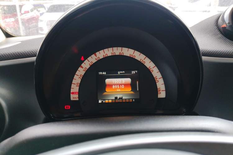 Used smart fortwo 2018 1.0L 52kW Hardtop Passion Edition China V Standard Instrument Cluster