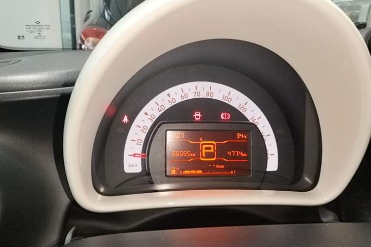 Used smart fortwo 2018 1.0L 52kW Hardtop Dynamic Version China V Instrument Cluster