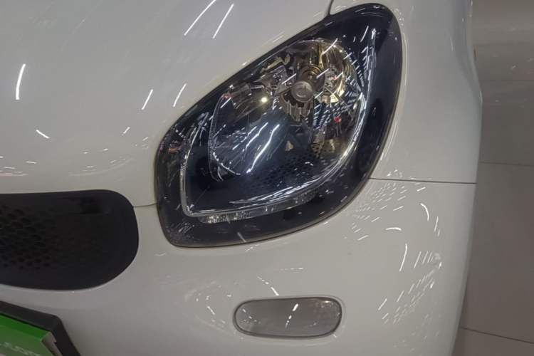 Used smart fortwo 2018 1.0L 52kW Hardtop Dynamic Version China V Left Front Headlight