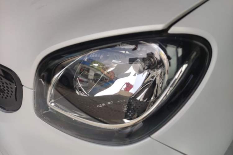 Used smart fortwo 2018 1.0L 52kW Hardtop Passion Edition China V Standard Left Front Headlight