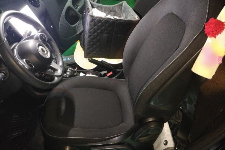 Used smart fortwo 2018 1.0L 52kW Hardtop Passion Edition China V Standard Left Front Seat