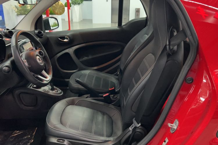 Used smart fortwo 2018 0.9T 66kW Hardtop Pioneer Edition China V Emission Standard Left Front Seat