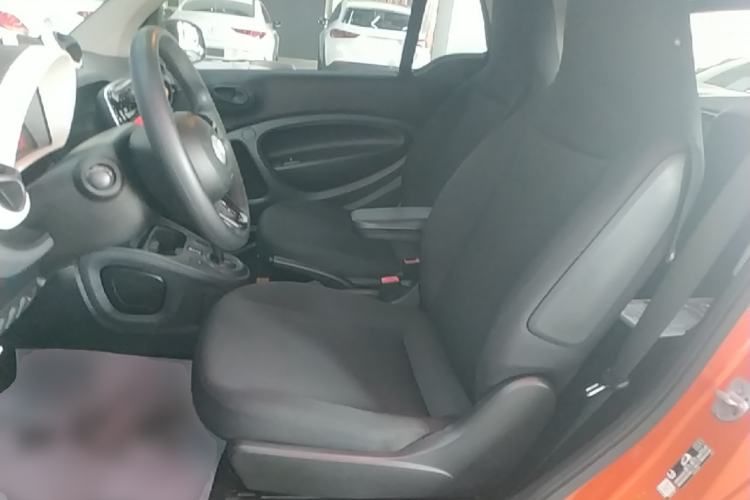 Used smart fortwo 2018 1.0L 52kW Hardtop Dynamic Version China V Left Front Seat