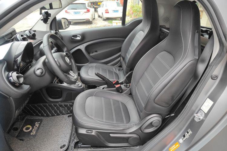 Used smart fortwo 2018 0.9T 66kW Hardtop Pioneer Edition China V Emission Standard Left Front Seat