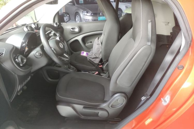 Used smart fortwo 2018 1.0L 52kW Hardtop Passion Edition China V Standard Left Front Seat