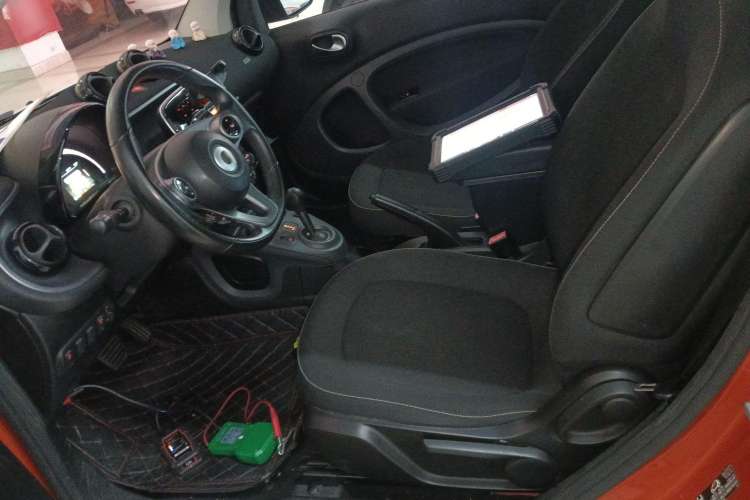 Used smart fortwo 2018 1.0L 52kW Hardtop Passion Edition China V Standard Left Front Seat
