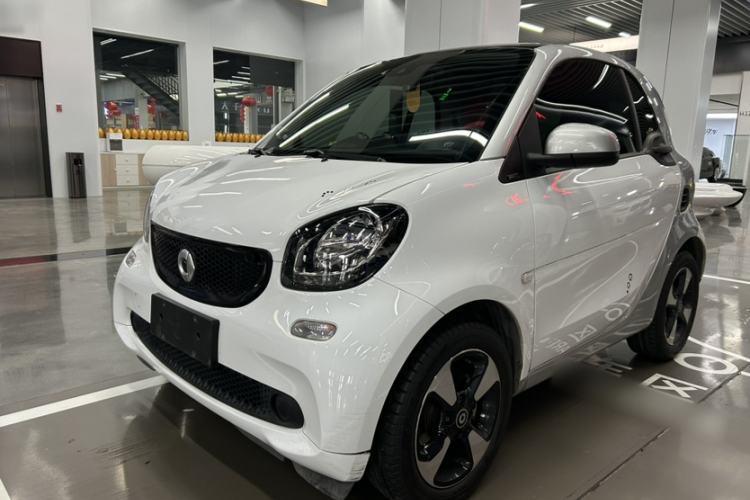 Used smart fortwo 2018 1.0L 52kW Hardtop Passion Edition China V Standard Guazi used car, China used car export, Used car for sale, Used  cars, Cheapest cars for sale
